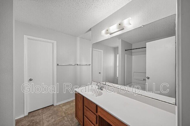 Building Photo - 7702 Fairton Pl
