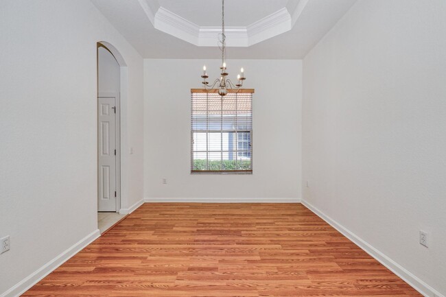 Building Photo - Emerson Square 4 Bedroom Home