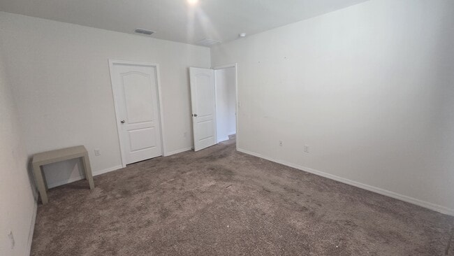 Building Photo - 3358 Summerdale Way