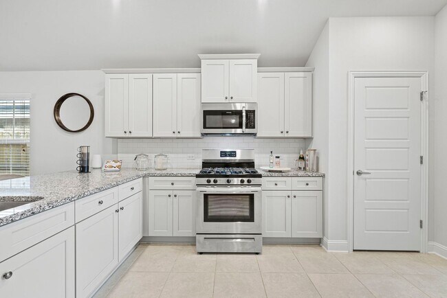 Building Photo - Beautiful just remodeled from top to bottom house in La Marque TX!