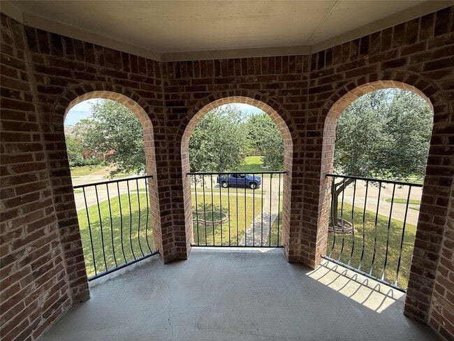 Building Photo - 6413 Fitzgerald Dr
