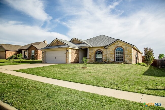 Building Photo - 2908 Tarrant County Dr