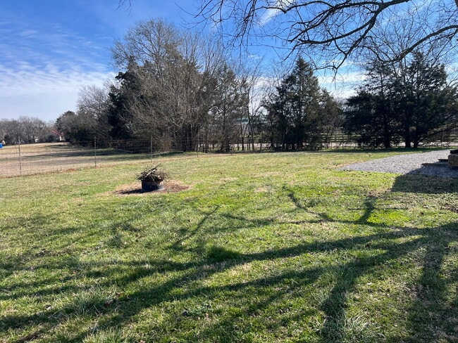 Building Photo - 9155 Concord Rd