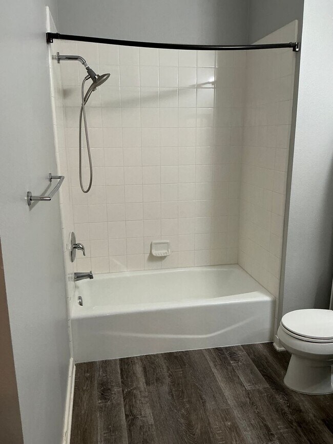 Building Photo - 3 Bedroom 3 Bath Townhouse Style Condo at Depot Walk in Orange