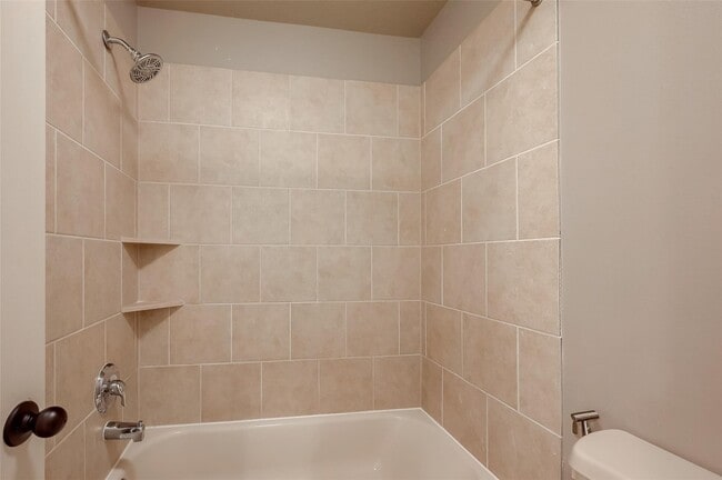 Building Photo - 26406 Planters Heath Dr