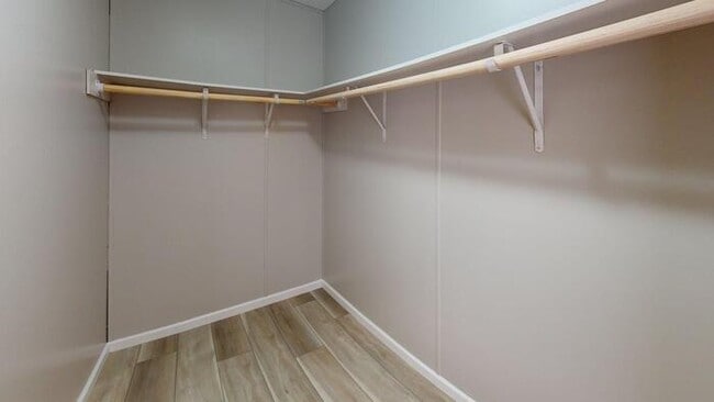 Building Photo - 147 American Ave