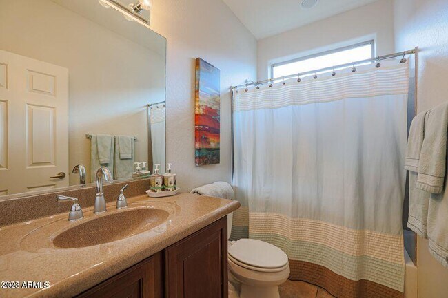 Building Photo - 41520 N River Bend Ct