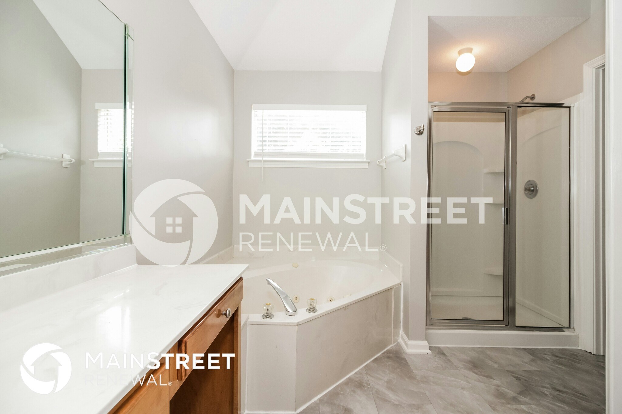 Building Photo - 9135 Tremont Dr