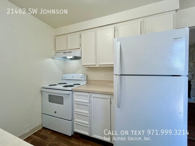 Building Photo - 21462 SW Johnson-