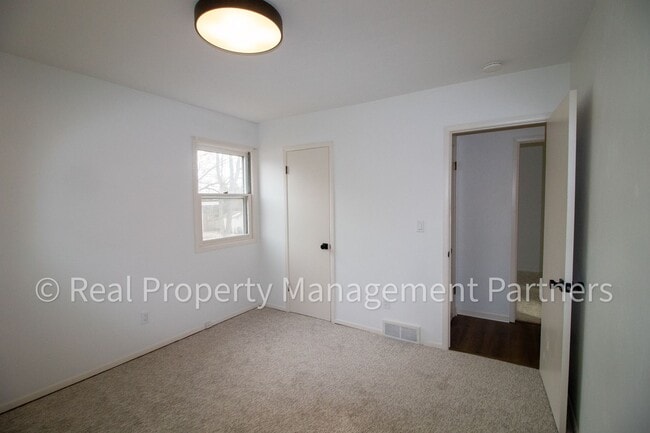 Building Photo - Fully Renovated 4 Bed, 2 Bath Home Near Breton Village