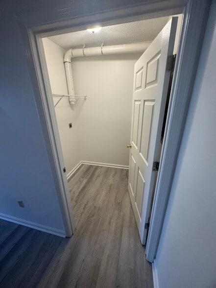 Building Photo - 156 Berrywood Ln