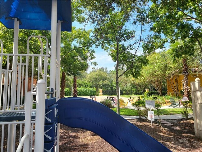 Building Photo - 8824 Villa View Cir