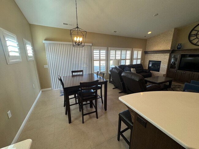 Building Photo - Beautiful 2 Bed / 2 Bath Home in Sun River...