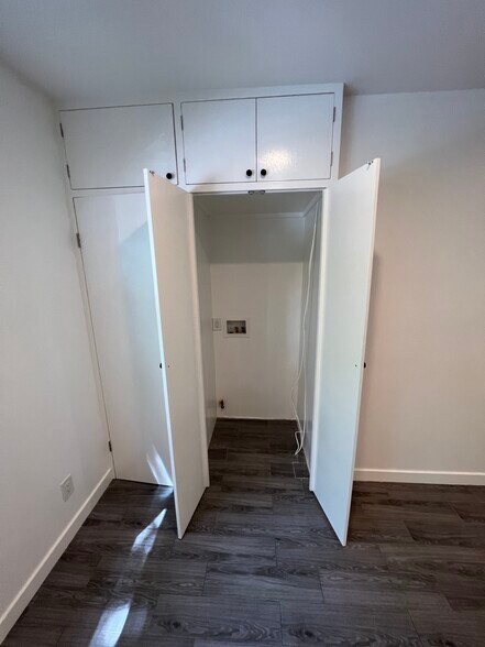 Stackable, washer and dryer - 1330 N Sweetzer Ave