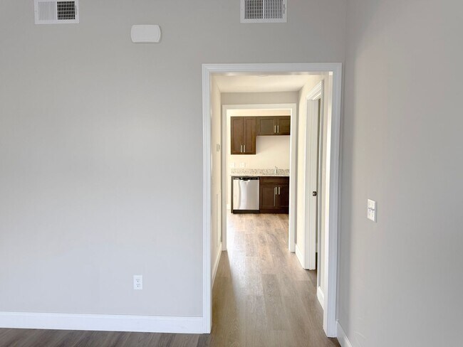 Building Photo - 107 Westfield Ct