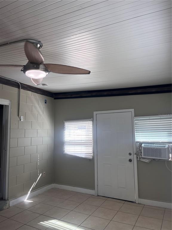 Building Photo - 1824 N Hiawassee Rd