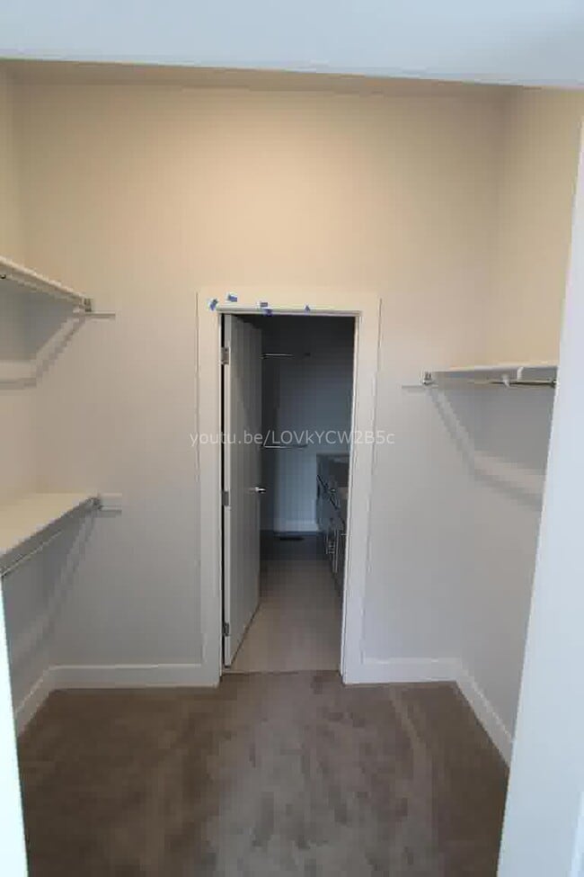 Building Photo - 1919 W 46th Ave