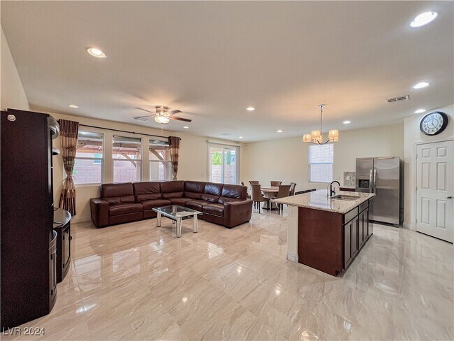 Building Photo - 9201 Verdugo Ridge Ct