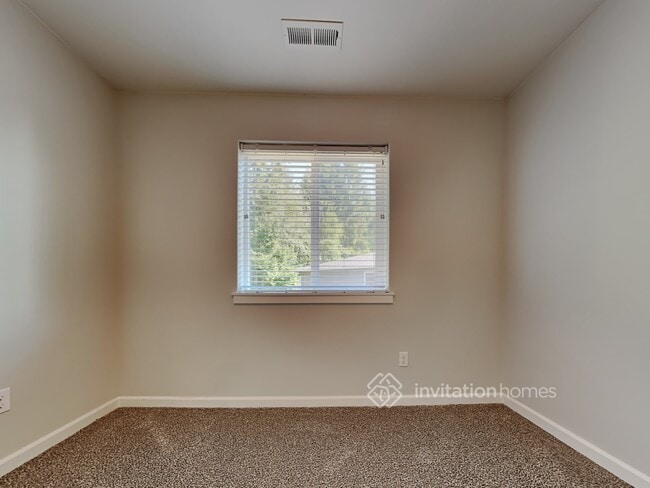 Building Photo - 1821 Cyrene Dr NW