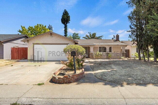 Primary Photo - Charming 4-Bed, 2-Bath Home in Sacramento’...