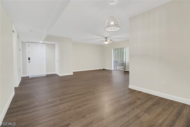 Building Photo - 7115 Lakeridge Ct