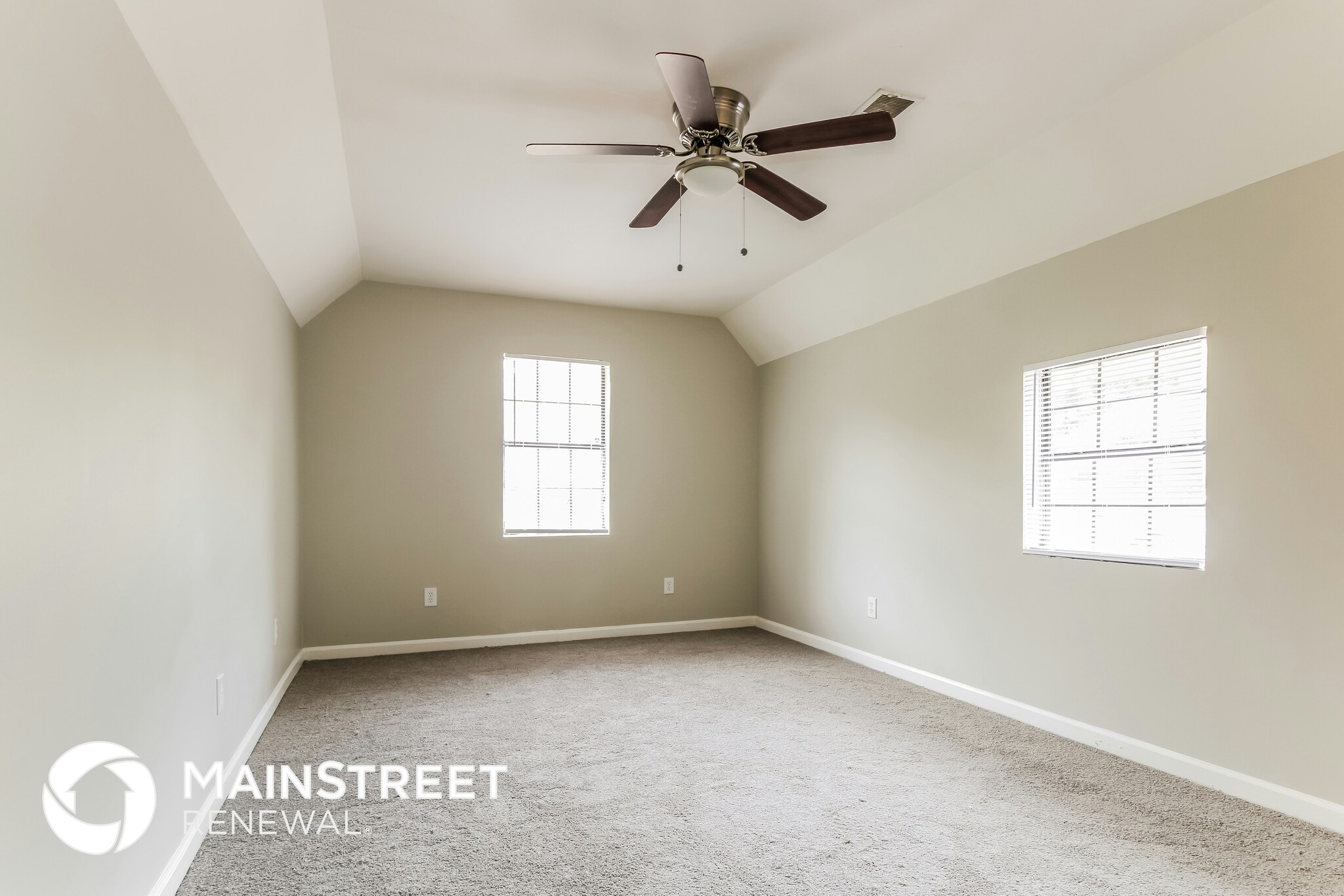 Building Photo - 8044 Jamesbrook Dr