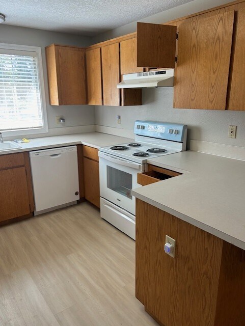 Building Photo - 20813 SW Celebrity Ln