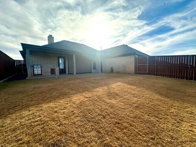 Building Photo - 3924 128th St