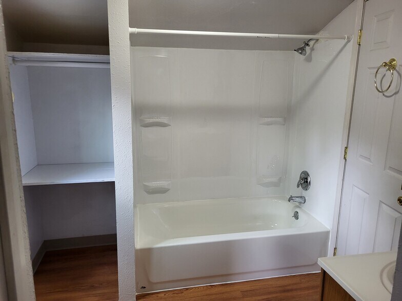 Bathroom 2 - 502 Delsol Ln