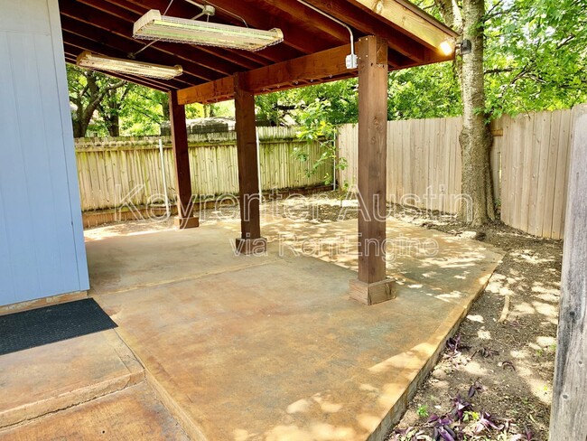 Building Photo - 1535 Parkfield Cir