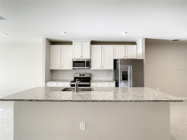 Building Photo - 1826 West Palms Drive
