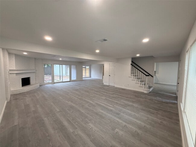 Building Photo - 1111 Caspian Ln