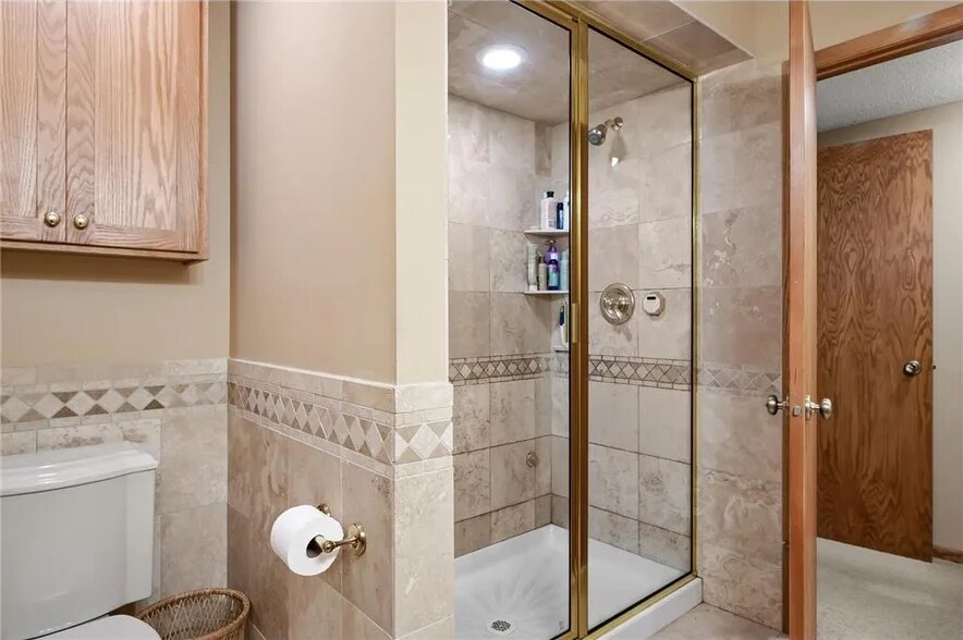 Building Photo - 957 Pine View Ct