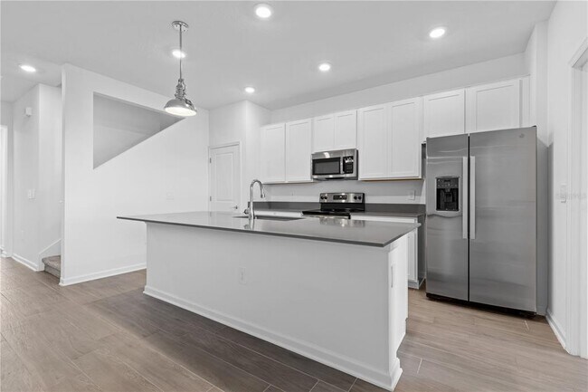 Building Photo - 15633 Water Spring Blvd