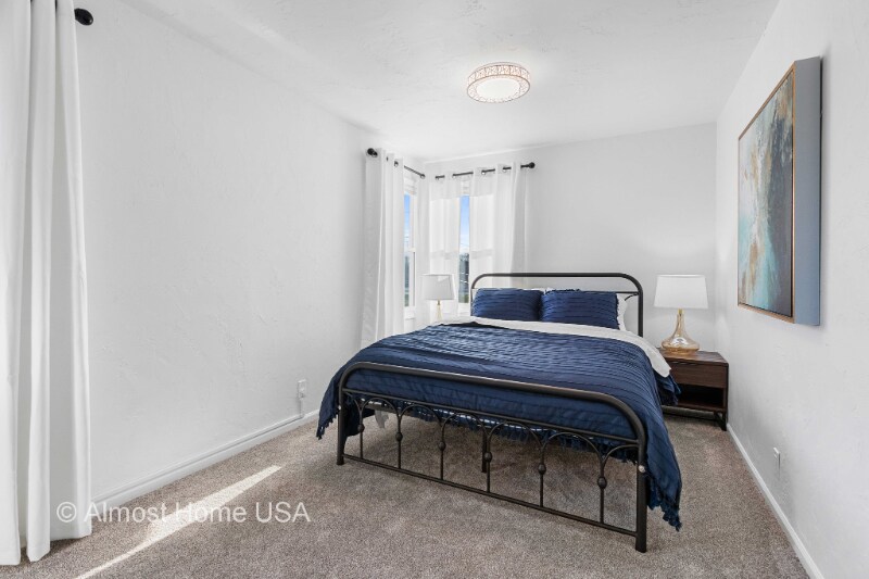 Building Photo - 1335 Rhode Island St