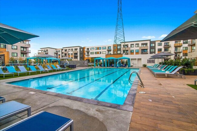 Building Photo - 3639 Haven Ave