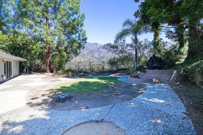 Building Photo - 279 Starlight Crest Dr