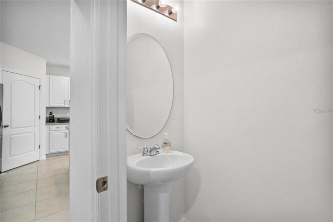 Building Photo - 1872 Rustic Falls Dr