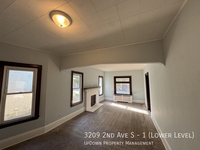 Building Photo - 3209 2nd Ave S