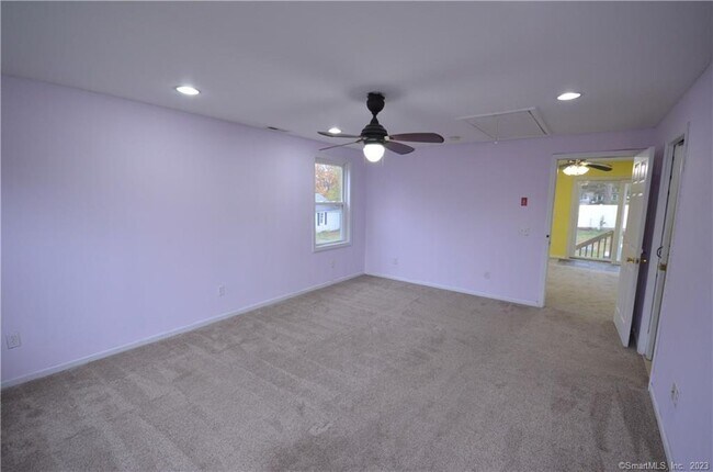 Building Photo - 147 Freeman Ave