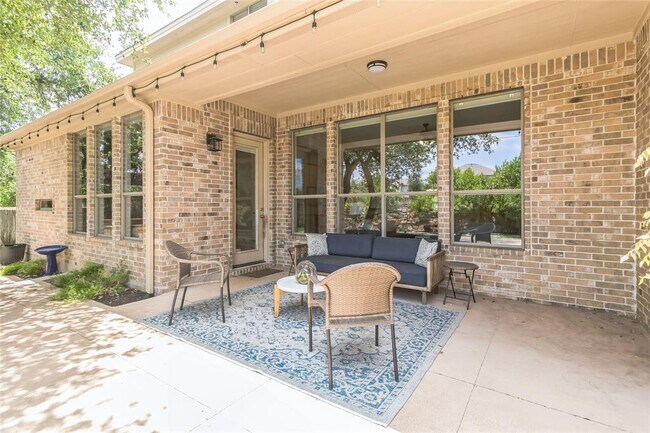 Building Photo - 4004 Buckhaven Cove