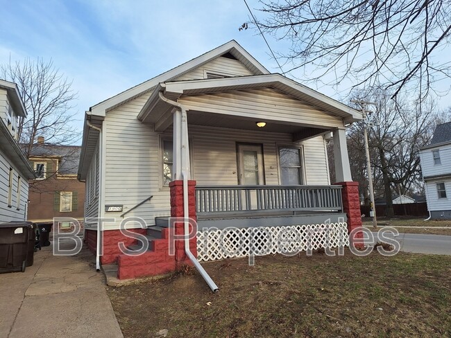 Building Photo - 1900 N Missouri Ave