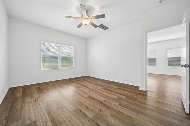 Building Photo - 8008 Purple Aster Pass