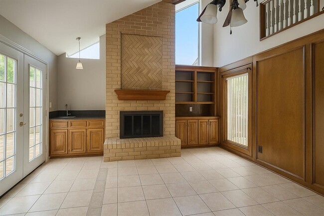 Building Photo - 14211 Woodnook Dr