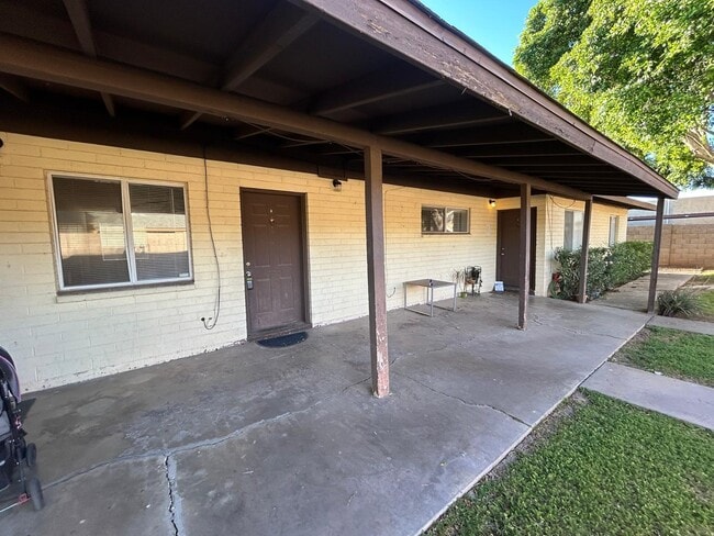 Building Photo - 1857 E University Dr