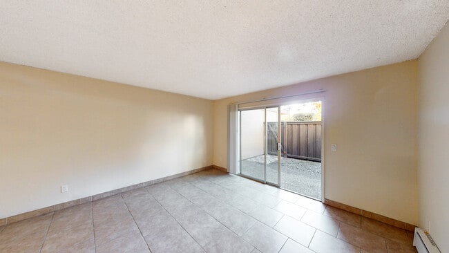 Building Photo - 883 Broadway