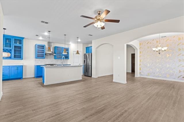 Building Photo - 220 Camden St