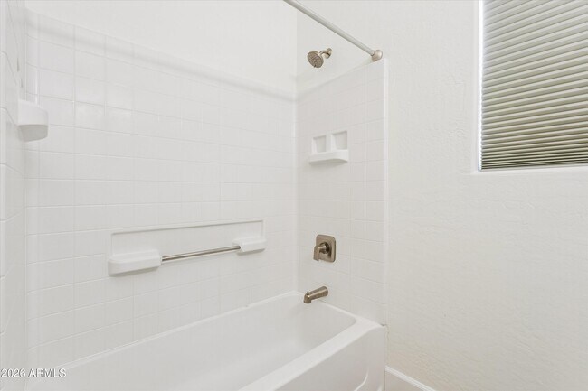 Building Photo - 4618 W Fortune Dr
