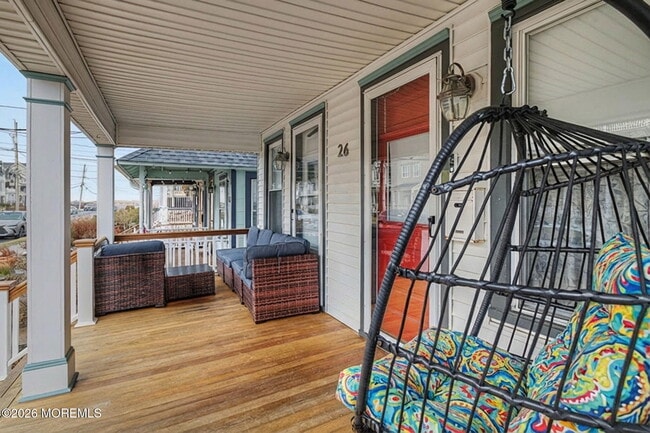 Building Photo - 26 Heck Ave