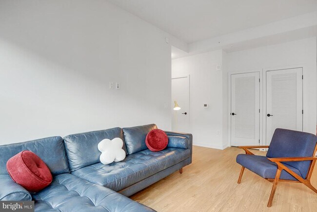 Building Photo - 1625 Eckington Pl NE